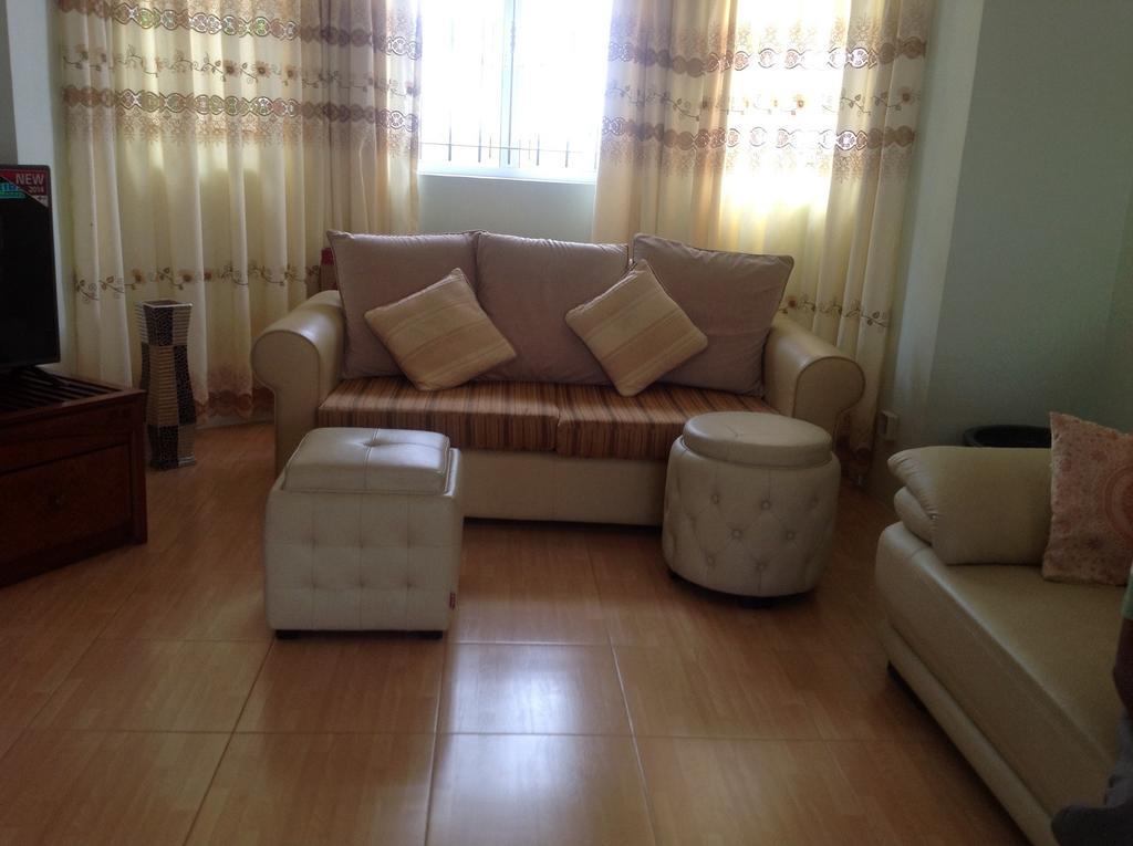 Fayruz Villa Is A 3 Bedroom, 3 Bathroom Detached House With Ac And Swimming Pool 5 Minutes Walk From Flic En Flac Public Beach Habitación foto